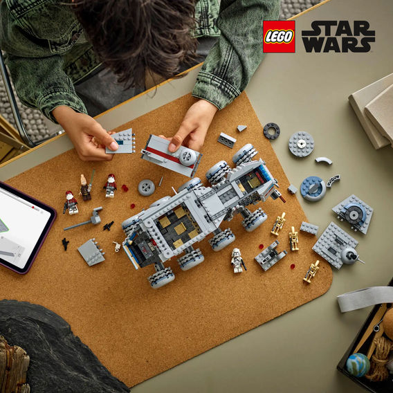 LEGO® Star Wars Republic Juggernaut LEGO® Star Wars Republic Juggernaut