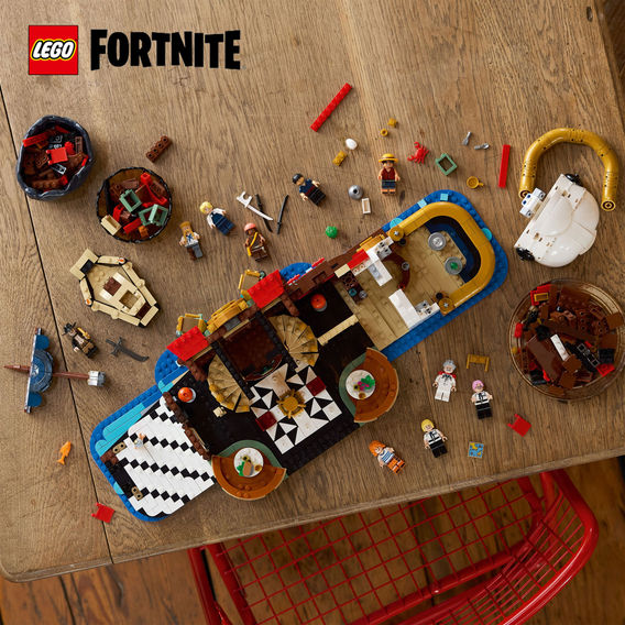 LEGO® ONE PIECE The Baratie Floating Restaurant