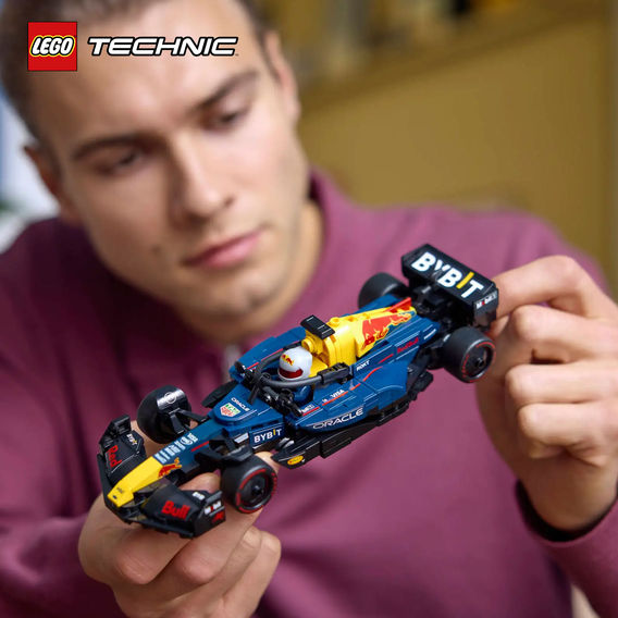 LEGO® Speed Champions F1® Bundle