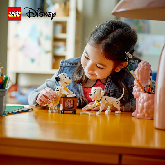 LEGO® 101 Dalmatians Bundle LEGO® 101 Dalmatians Bundle