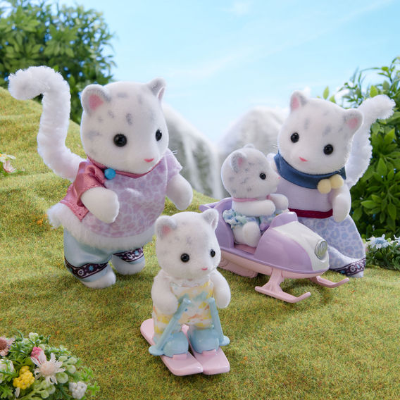 Sylvanian Families Figure Bundle Sylvanian Families Figure Bundle