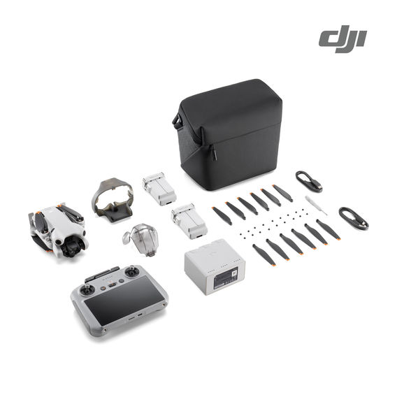 DJI Mini 4 Pro Fly More Combo