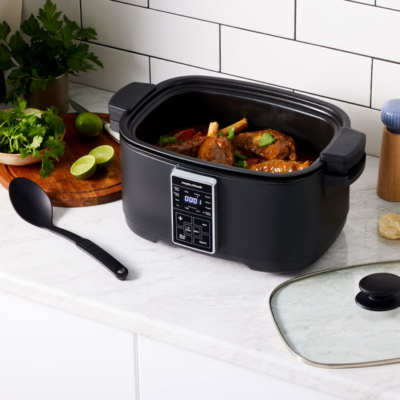 Morphy Richards Digital 6.5L Slow Cooker - Matte Black Morphy Richards Digital 6.5L Slow Cooker - Matte Black
