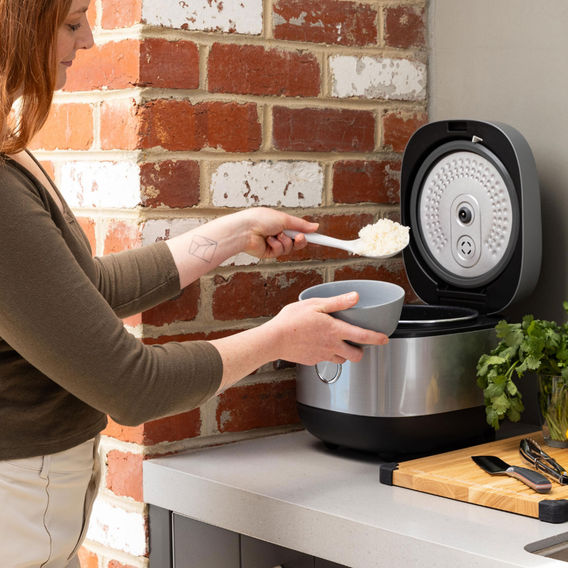 Midea 10 Cup Induction Rice Cooker Steamer