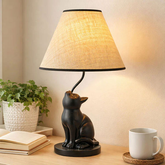 Upward-Looking Cat LED Table Lamp Upward-Looking Cat LED Table Lamp