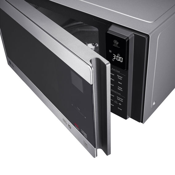 LG 42L 1200W NeoChef Smart Inverter Microwave - Stainless Steel LG 42L 1200W NeoChef Smart Inverter Microwave - Stainless Steel