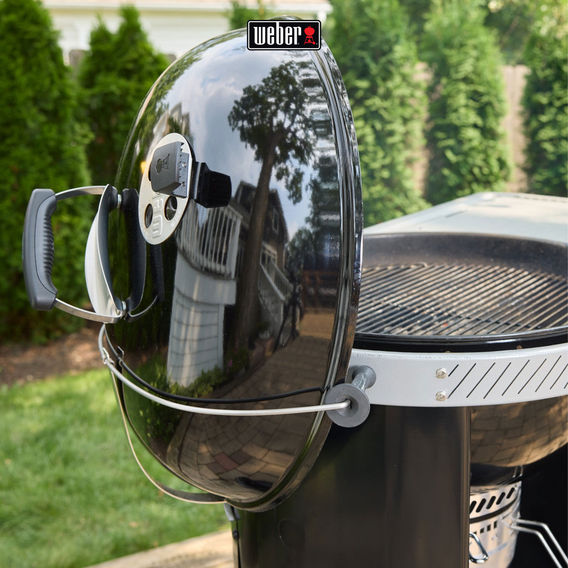 Weber Performer Kettle Charcoal Barbecue 57cm Weber Performer Kettle Charcoal Barbecue 57cm