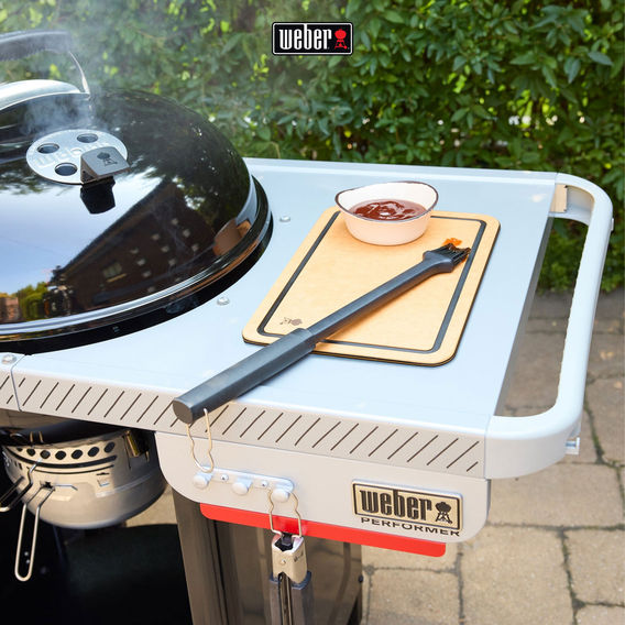 Weber Performer Kettle Charcoal Barbecue 57cm Weber Performer Kettle Charcoal Barbecue 57cm