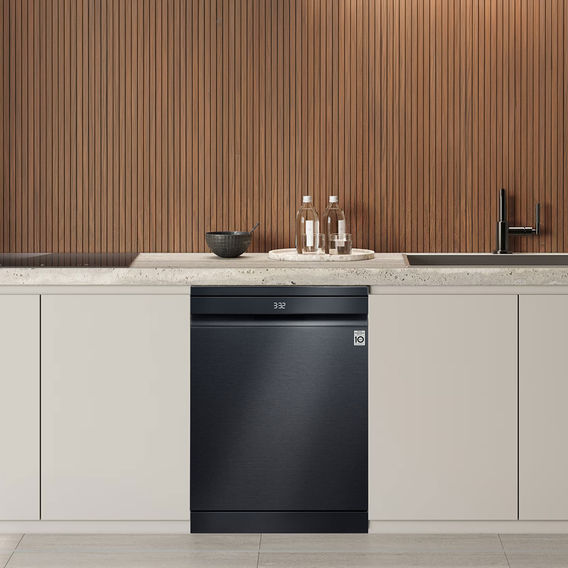 LG 15 Place QuadWash® Dishwasher Matte Black